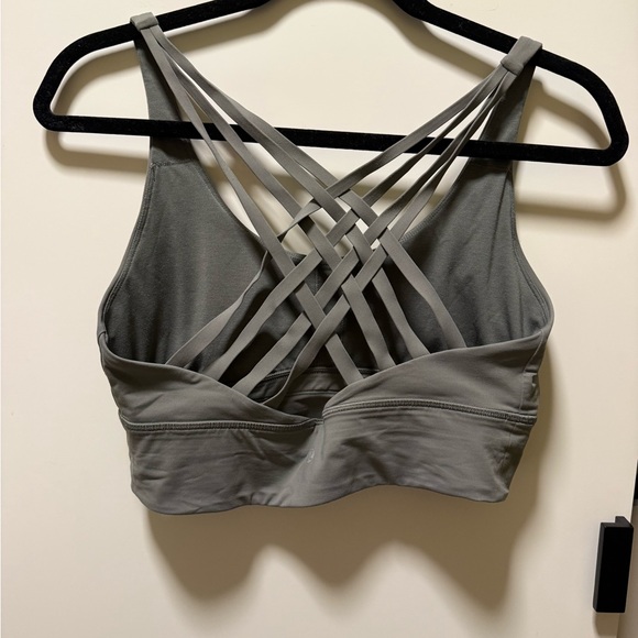 Lululemon bra - Picture 2 of 3